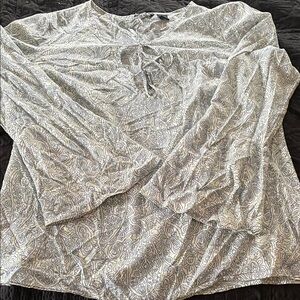 American Eagle Outfitters Gray Paisley Blouse